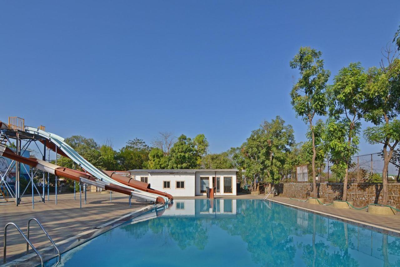 Oyo Midway Park Resort Atgaon Exterior photo